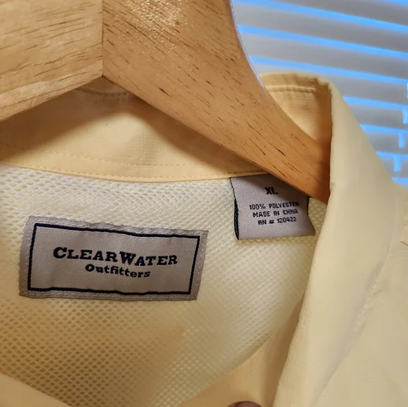 Clear water outfitters yellow xl men's fishing shirt - Picture 2 of 3